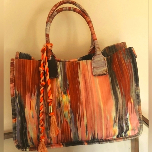 Vince Camuto Orla Tote in Toscano Multi Print - Picture 2 of 8
